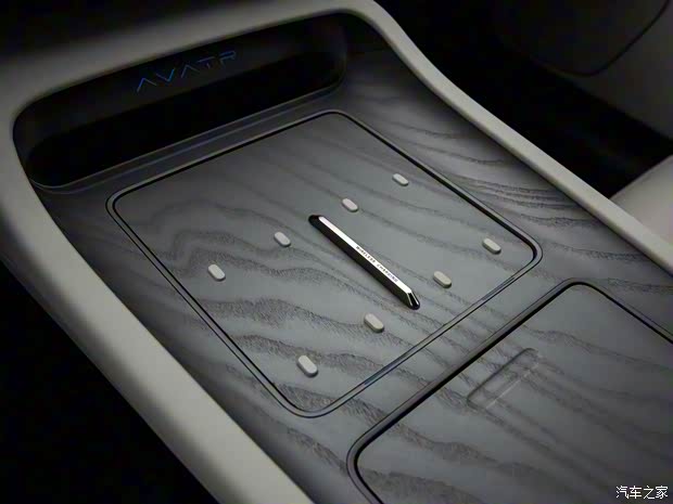 阿维塔科技 阿维塔12 2023款 双电机版 阿维塔科技 阿维塔12 2023款 双电机版