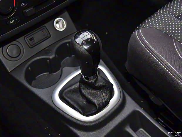 東風(fēng)小康 風(fēng)光330 2019款 1.5L 330S 精典型國VI DK15