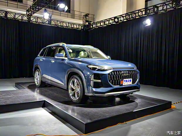 上汽奥迪 奥迪Q6 2022款 45 TFSI quattro 齐云型 羽林套装 7座 上汽奥迪 奥迪Q6 2022款 45 TFSI quattro 齐云型 羽林套装 7座