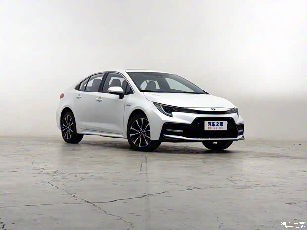 广汽丰田 雷凌 2021款 双擎 1.8H E-CVT运动版 广汽丰田 雷凌 2021款 双擎 1.8H E-CVT运动版