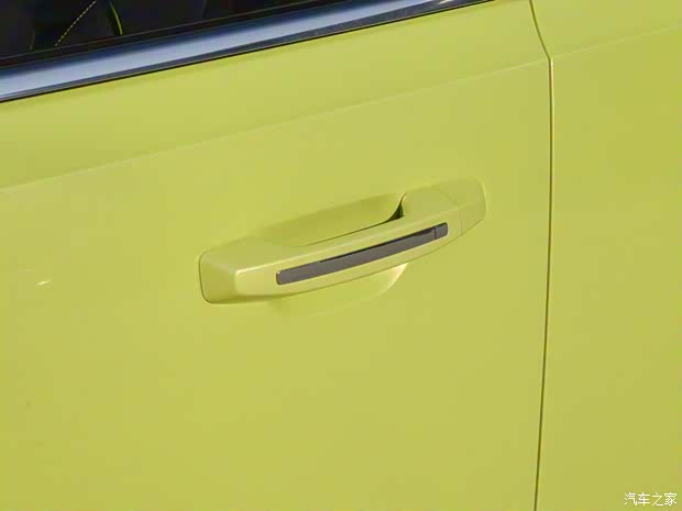 上汽通用五菱 五菱星馳 2022款 1.5T CVT基本型