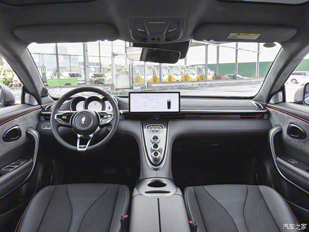 长城汽车 欧拉闪电猫 2024款 暗夜版 555km 尊贵版 长城汽车 欧拉闪电猫 2024款 暗夜版 555km 尊贵版