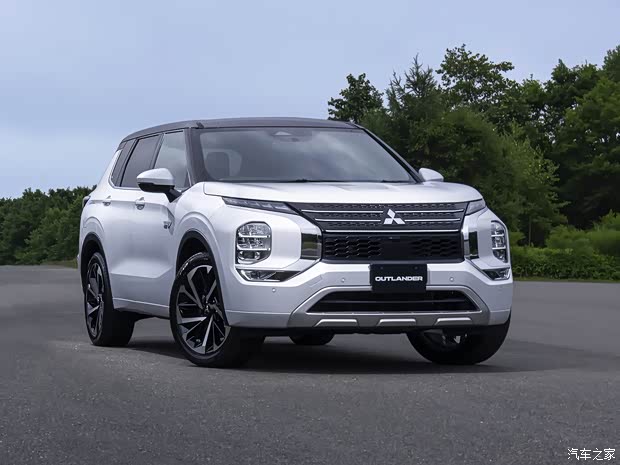 三菱(進口) 歐藍德PHEV(進口) 2022款 日本版 三菱(進口) 歐藍德PHEV(進口) 2022款 日本版