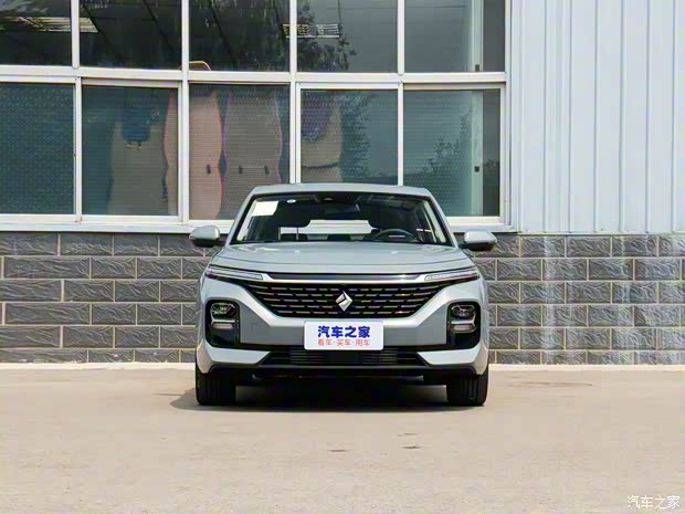 上汽通用五菱 新宝骏RC-5 2020款 1.5T CVT智耀豪华型 上汽通用五菱 新宝骏RC-5 2020款 1.5T CVT智耀豪华型