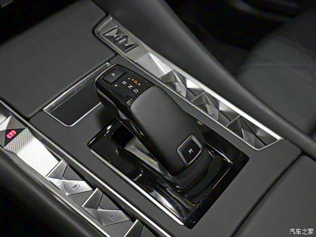 DS汽车 DS 9 2021款 45THP 里沃利版