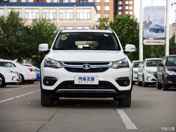 比亚迪 宋新能源 2018款 宋EV400 智联进取型 比亚迪 宋新能源 2018款 宋EV400 智联进取型