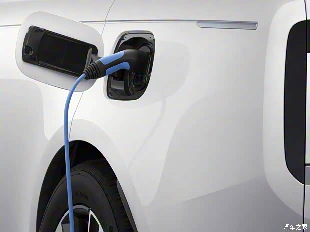 路虎(进口) 揽胜新能源 2022款 P440e SE 路虎(进口) 揽胜新能源 2022款 P440e SE