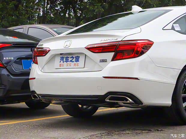 東風(fēng)本田 英仕派 2022款 260TURBO 典雅版