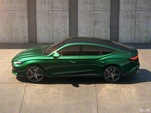 上汽集团 MG 7 2022款 基本型 上汽集团 MG 7 2022款 基本型