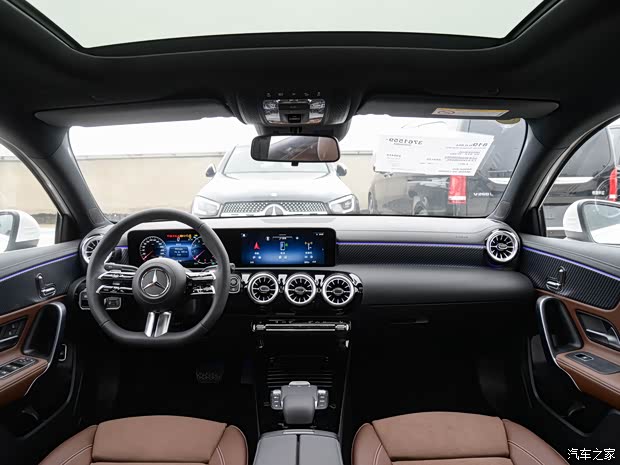 北京奔驰 奔驰A级 2023款 A 200 L 时尚型