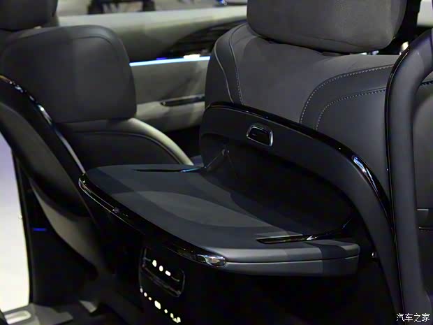 合創(chuàng)汽車 合創(chuàng)V09 2023款 基本型