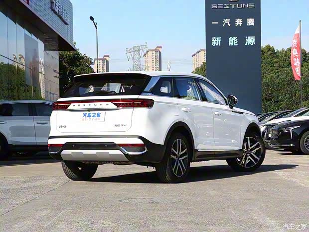 一汽奔騰 奔騰T99 2023款 基本型 一汽奔騰 奔騰T99 2023款 基本型