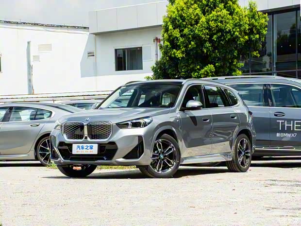 華晨寶馬 寶馬iX1 2023款 xDrive30L M運(yùn)動(dòng)套裝