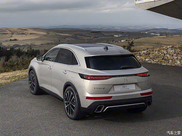 DS(進口) DS 7新能源(海外) 2023款 Crossback E-Tense 4x4  DS(進口) DS 7新能源(海外) 2023款 Crossback E-Tense 4x4