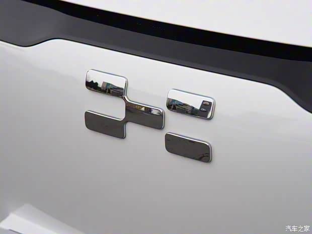 爱驰汽车 爱驰U5 2019款 U5 PRO 爱驰汽车 爱驰U5 2019款 U5 PRO