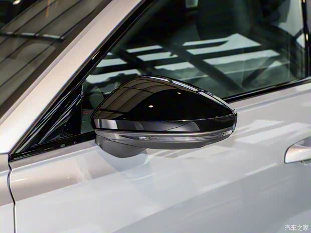 Audi Sport 奧迪RS 6 2021款 RS 6 4.0T Avant 尊享版