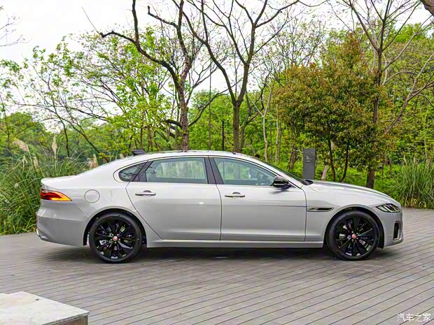 奇瑞捷豹路虎 捷豹XFL 2023款 XFL 2.0T P250 兩驅尊享豪華版