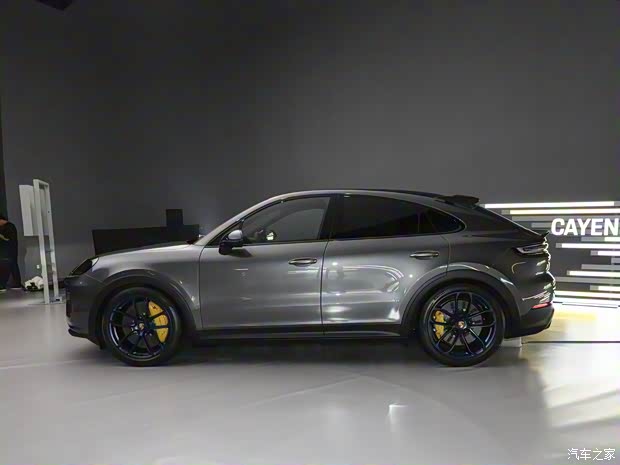 保时捷 Cayenne 2024款 Cayenne Turbo GT 4.0T 保时捷 Cayenne 2024款 Cayenne Turbo GT 4.0T