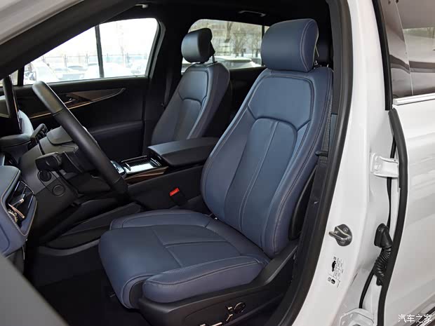 长安林肯 航海家 2021款 2.7T 四驱尊耀版