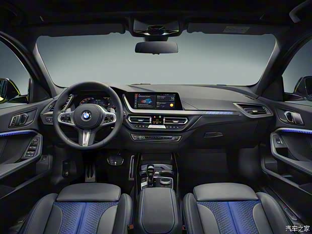 宝马(进口) 宝马1系(进口) 2022款 M135i xDrive 欧洲版 宝马(进口) 宝马1系(进口) 2022款 M135i xDrive 欧洲版