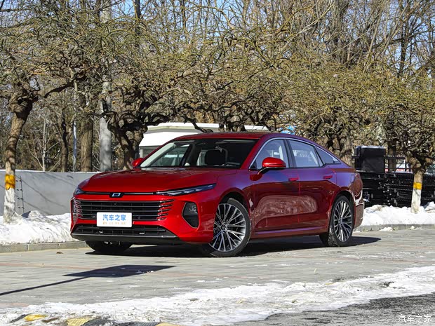 一汽奔騰 奔騰B70 2024款 第四代 2.0T 領(lǐng)航版