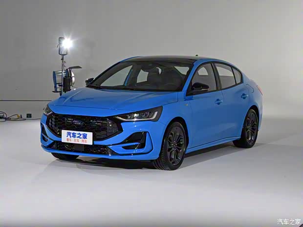 長安福特 ?？怂?2022款 三廂 EcoBoost 180 自動ST Line