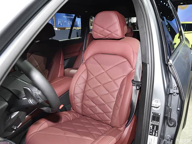 华晨宝马 宝马X5 2023款 xDrive 40Li 尊享型M运动曜夜套装 华晨宝马 宝马X5 2023款 xDrive 40Li 尊享型M运动曜夜套装