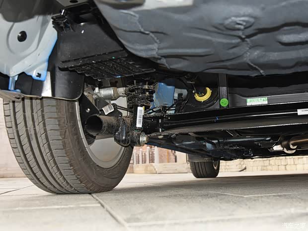 吉利汽车 远景 2020款 1.5L CVT尊贵型