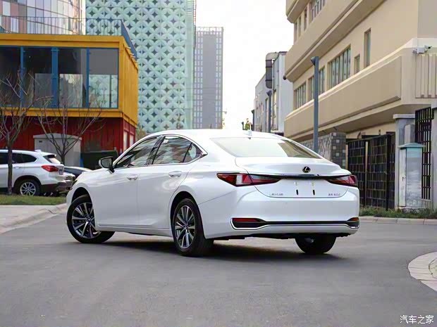 雷克薩斯 雷克薩斯ES 2020款 200 豪華版