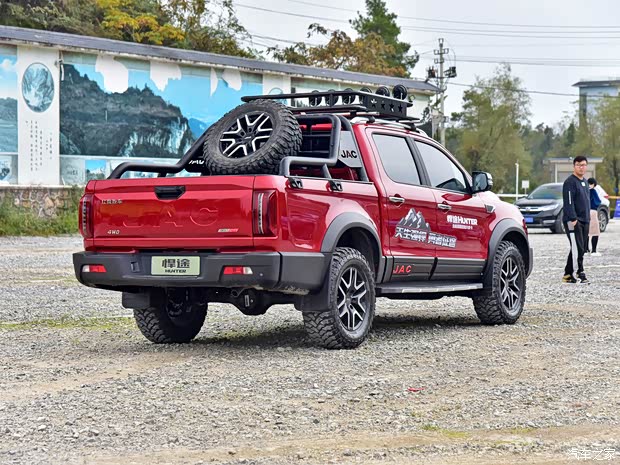 江淮汽车 悍途 2021款 2.0T商用版手动柴油四驱高配版标轴HFC4DB2-2E 江淮汽车 悍途 2021款 2.0T商用版手动柴油四驱高配版标轴HFC4DB2-2E