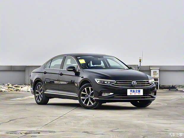 一汽-大众 迈腾 2021款 330TSI DSG 领先型 一汽-大众 迈腾 2021款 330TSI DSG 领先型