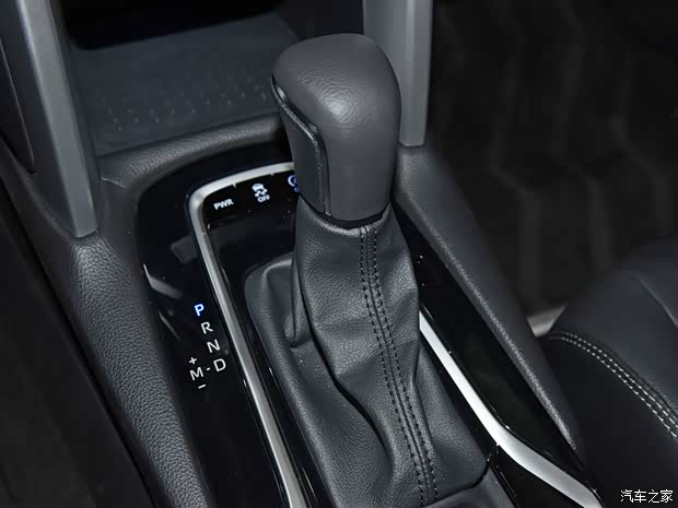 一汽丰田 卡罗拉锐放 2022款 基本型 一汽丰田 卡罗拉锐放 2022款 基本型