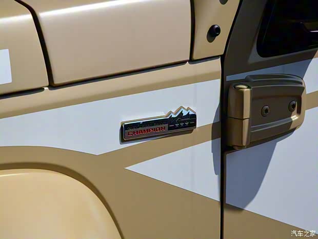 北京越野 北京BJ40 2019款 2.3T 自动四驱环塔冠军版 国VI