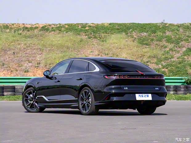 岚图汽车 岚图追光 2024款 PHEV 超长续航版