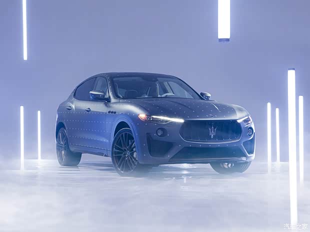 玛莎拉蒂 Levante 2021款 Trofeo Futura