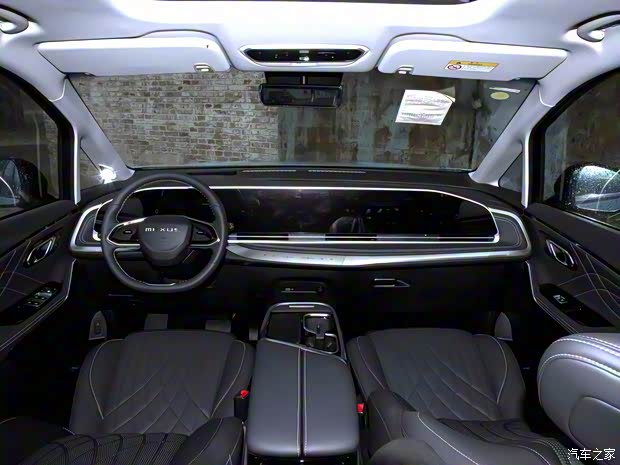 上汽大通 大家9 2024款 長續(xù)航 高山七座版