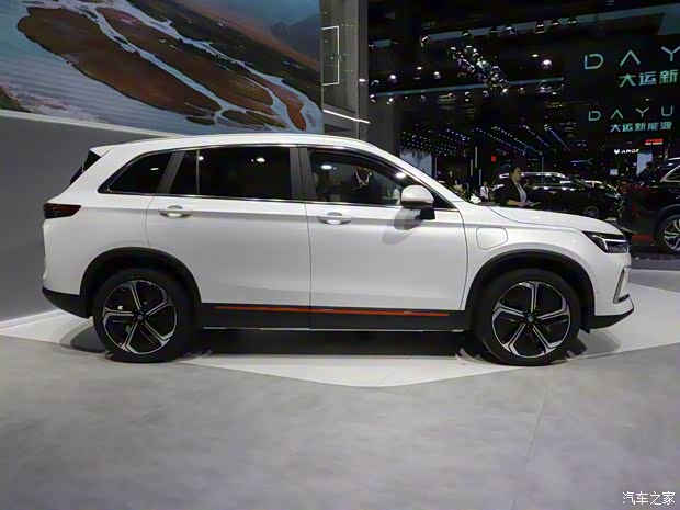 創(chuàng)維汽車 創(chuàng)維HT-i 2023款 總裁版 創(chuàng)維汽車 創(chuàng)維HT-i 2023款 總裁版