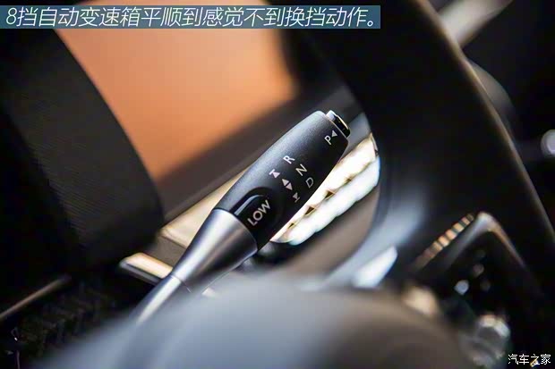 劳斯莱斯 库里南 2020款 Black Badge 劳斯莱斯 库里南 2020款 Black Badge