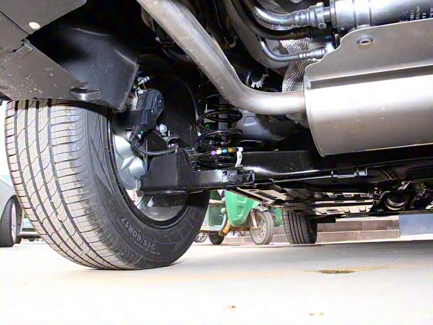 东风标致 标致2008 2020款 230THP 中配版