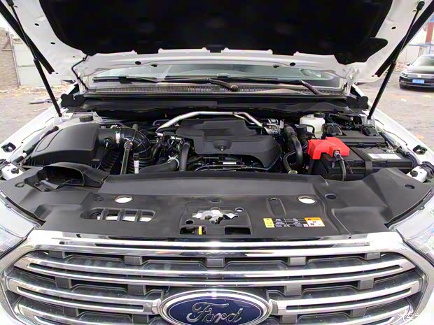 江铃福特 撼路者 2020款 2.3T 汽油自动四驱豪华版 7座 国VI