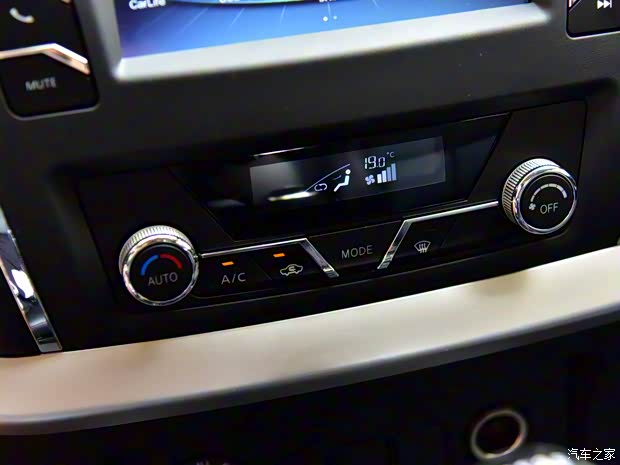郑州日产 锐骐6 2020款 2.3T手动四驱柴油越野版M9T