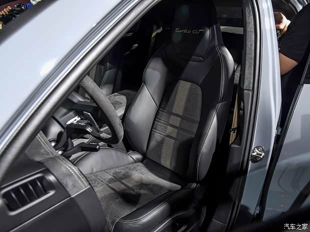 保時(shí)捷 Cayenne 2021款 Cayenne Turbo GT 4.0T