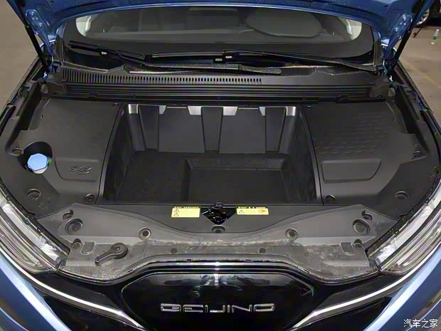 北汽新能源 北汽新能源EX3 2019款 R600 劲风版 北汽新能源 北汽新能源EX3 2019款 R600 劲风版