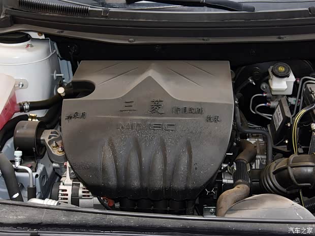 東風(fēng)風(fēng)行 景逸S50 2019款 1.6L CVT暢通旗艦型