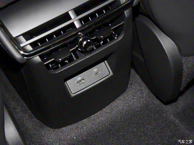 長(zhǎng)安福特 蒙迪歐 2023款 1.5T 高配版