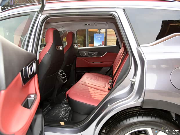 奇瑞汽车 瑞虎7 PLUS 2023款 1.6TGDI DCT旗舰型