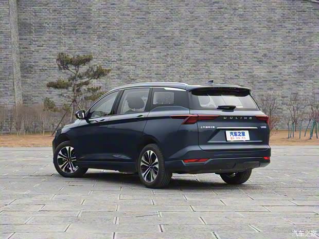 上汽通用五菱 五菱凯捷 2022款 280T 1.5T CVT旗舰型