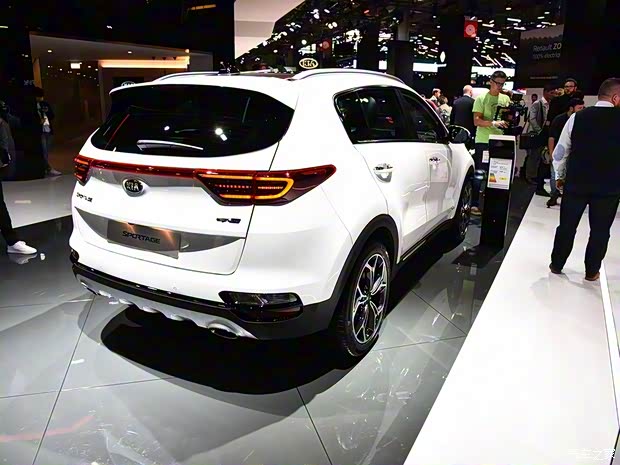 起亚(进口) SPORTAGE 2019款 基本型 起亚(进口) SPORTAGE 2019款 基本型