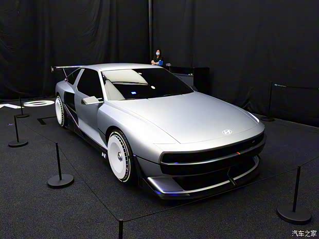 现代(进口) N Vision 74 2022款 Concept 现代(进口) N Vision 74 2022款 Concept