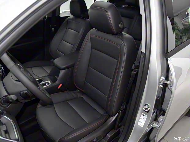 上汽通用雪佛兰 探界者 2018款 550T Redline版